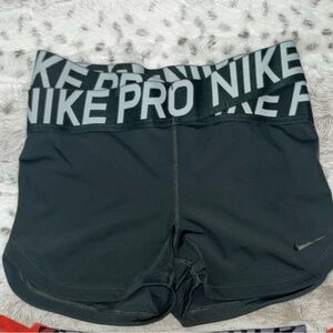 Nike Pro Intertwist Shorts